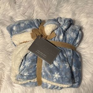 Blue Snowflake Throw Blanket